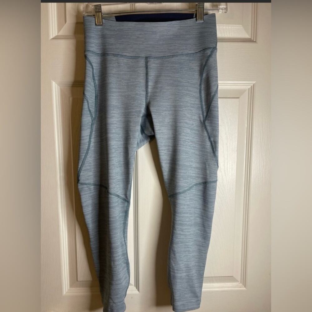 Outdoor Voices Light Green Micro Stripe Athletic Leggings size medium
